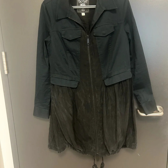 Diesel woman’s long vintage crepe bottom navy and black coat  mint condition M - Picture 5 of 9